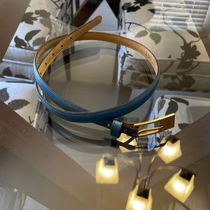 Vintage Anne Klein cornflower blue leather belt